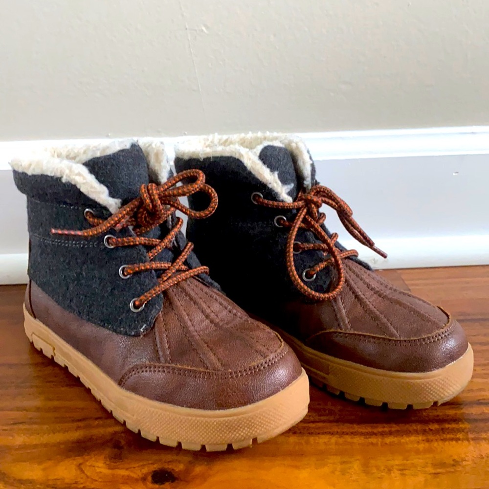 Gap size 12 boy winter boots
